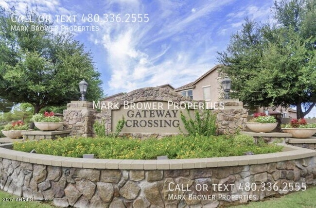 property at 4450 E Oxford Ln