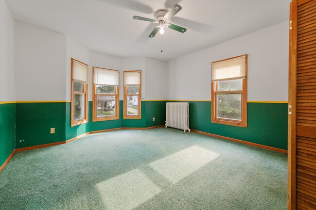 244 Phelps St, Unit House in Owatonna, MN - Building Photo - Building Photo