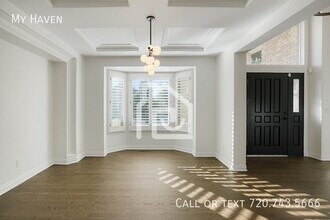 2064 S Robb Way in Lakewood, CO - Building Photo - Building Photo