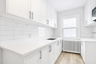 5325 Van Alstyne Pl in Niagara Falls, ON - Building Photo - Building Photo