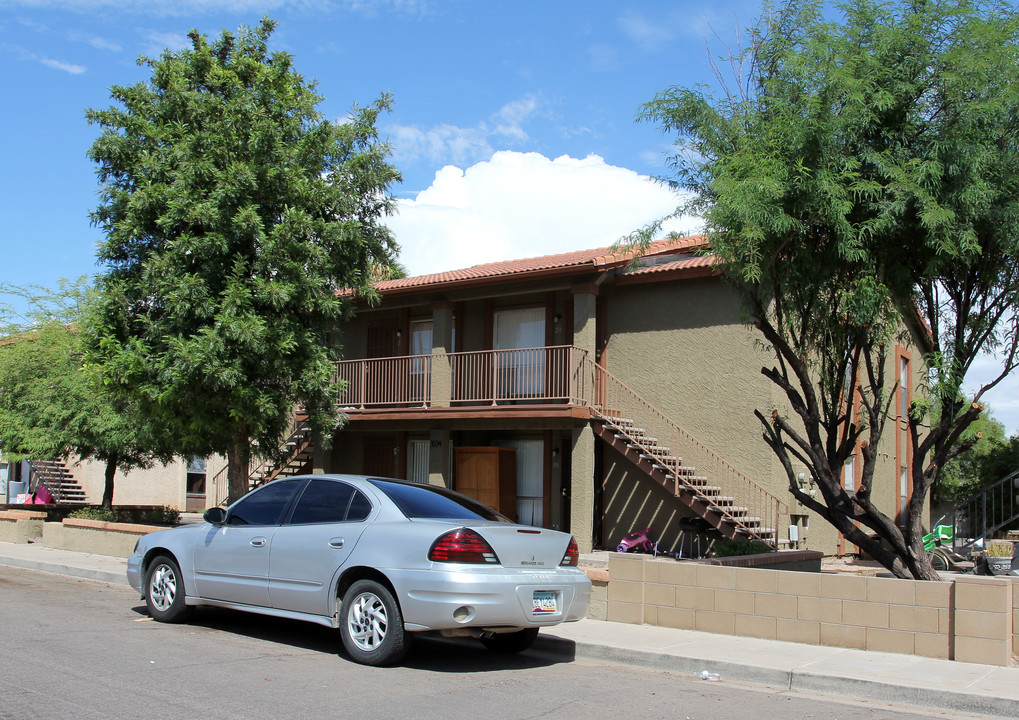 3034 E Cicero in Mesa, AZ - Foto de edificio