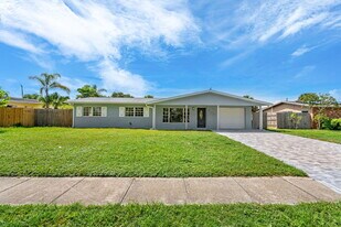 406 Laurel St in Satellite Beach, FL - Building Photo