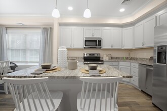 Residences of Skye in Derry, NH - Building Photo - Building Photo