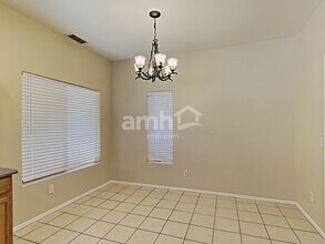 5526 W Pecan Rd in Phoenix, AZ - Foto de edificio - Building Photo