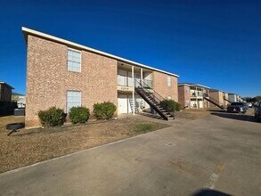 3209 Toledo Dr in Killeen, TX - Foto de edificio - Building Photo