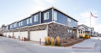 The Meadows at Tutt Village Townhomes in Colorado Springs, CO - Building Photo - Building Photo