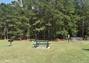 44 Fantasy Ln in Lillington, NC - Building Photo - Building Photo