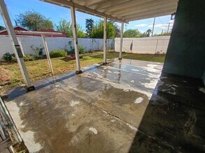 201 W Dale St in Beaumont, CA - Building Photo - Building Photo