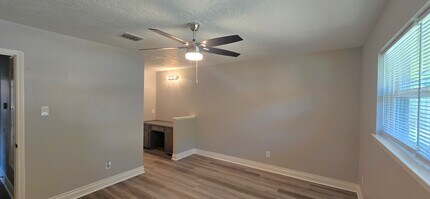 4315 Navajo St in Pasadena, TX - Building Photo - Building Photo