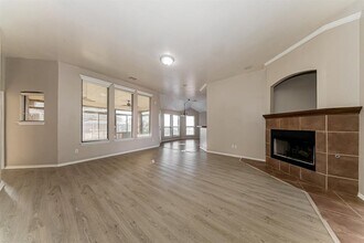 16621 La Paloma Lane in Edmond, OK - Building Photo - Building Photo