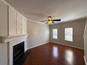 10016 Highlands Crossing Dr in Charlotte, NC - Foto de edificio - Building Photo