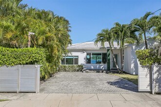1231 Stillwater Dr in Miami Beach, FL - Building Photo - Building Photo