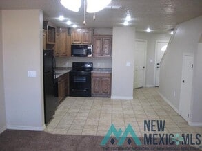105 Gayland Dr in Clovis, NM - Building Photo - Building Photo