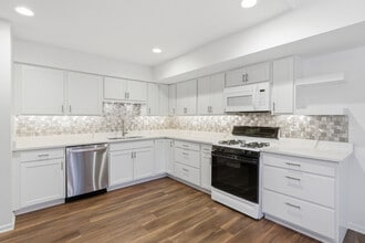 1411 Clybourne St in Batavia, IL - Building Photo - Building Photo