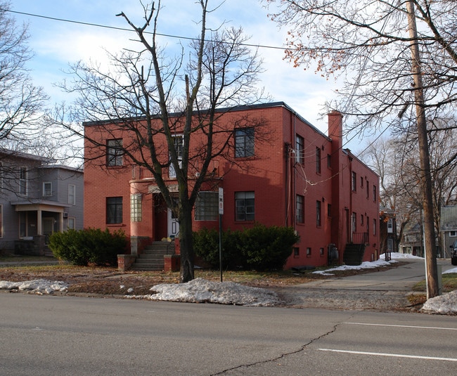 Stanton Apartments in Flint, MI - Building Photo - Building Photo