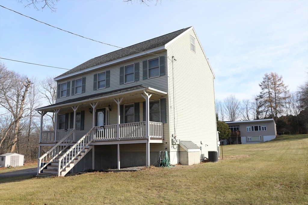 2 Lexington Rd in Billerica, MA - Building Photo