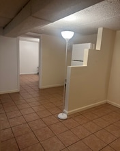 11727 Veirs Mill Rd in Silver Spring, MD - Foto de edificio - Building Photo