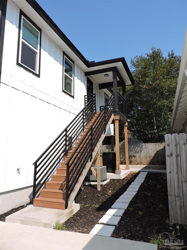 property at 1702 E La Rua St