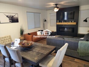 1713 W Cottonwood Ln in Phoenix, AZ - Building Photo - Building Photo
