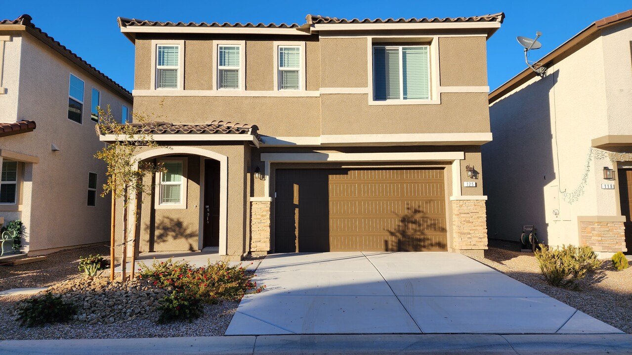 125 Parliament Canyon in Mesquite, NV - Building Photo