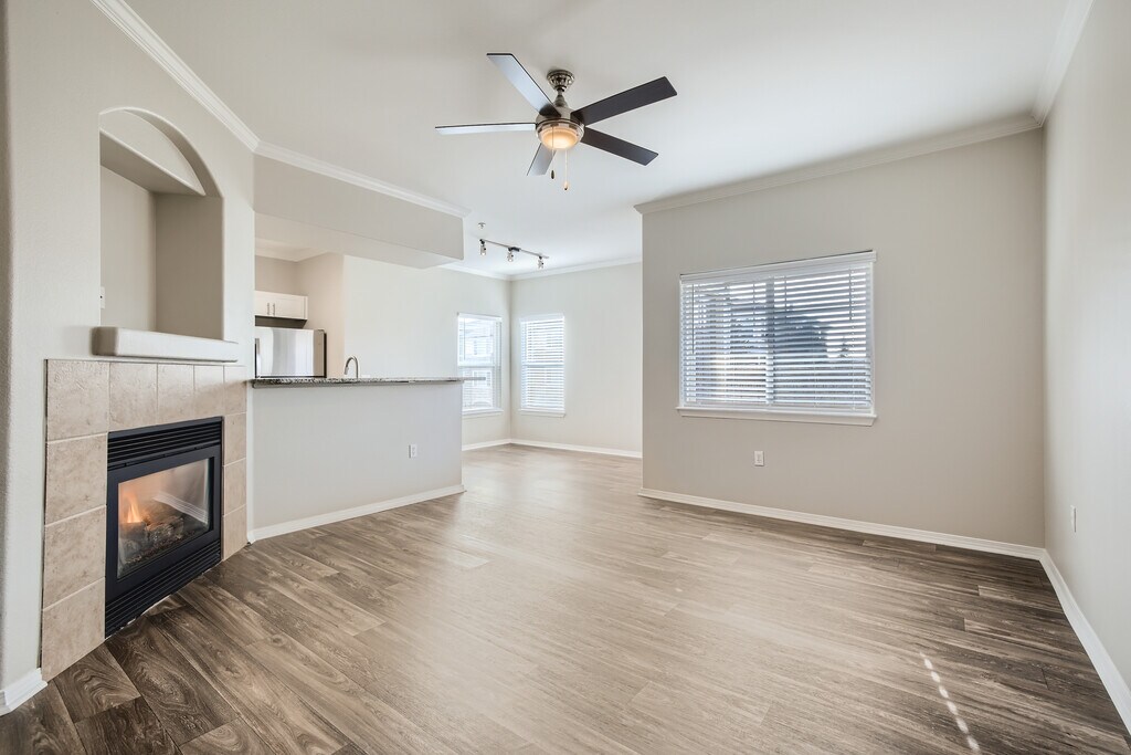 Creekside at Palmer Park Apartments in Colorado Springs, CO