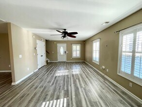 187 Derby Dr in West Columbia, SC - Building Photo - Building Photo