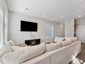 8411 Berry Brush Ln in Houston, TX - Building Photo - Building Photo