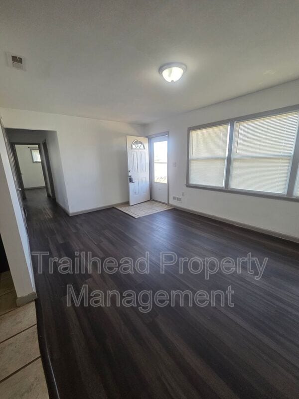 11127 Blue Ridge Blvd in Kansas City, MO - Building Photo - Building Photo