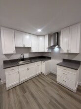 1443 W 105th St, Unit 1 in Los Angeles, CA - Building Photo - Building Photo