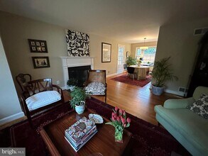 5226 Elliott Rd in Bethesda, MD - Building Photo - Building Photo