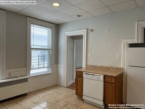 24 Pratt St in Boston, MA - Foto de edificio - Building Photo