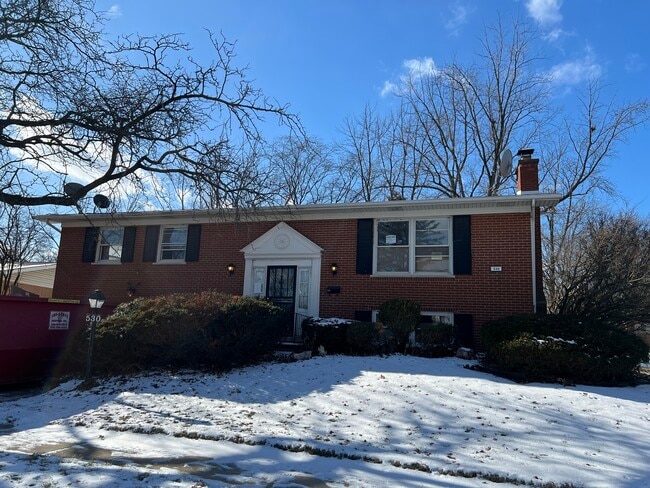 property at 530 N Arizona Ave