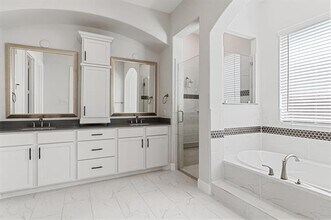 1266 Huffines Blvd in Wylie, TX - Building Photo - Building Photo