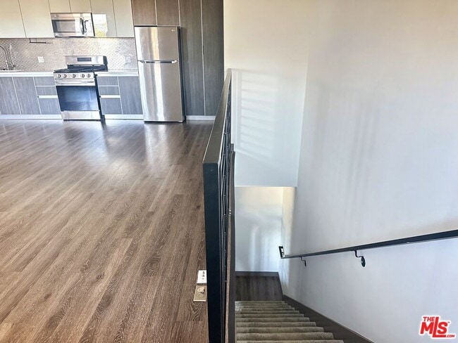 552 N Hobart Blvd in Los Angeles, CA - Building Photo - Building Photo