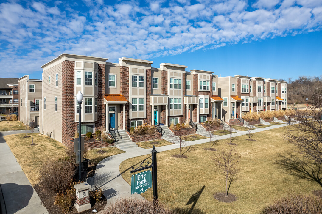 Northgate Village in North Kansas City, MO - Building Photo