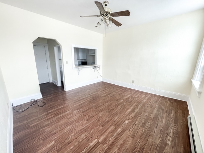 405 Morgan St, Unit 5 in Davenport, WA - Foto de edificio - Building Photo