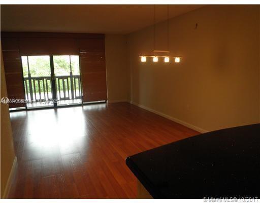 1021 Mockingbird Ln in Plantation, FL - Building Photo - Building Photo