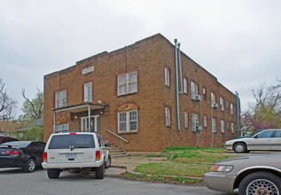 Central Apartments in Tulsa, OK - Building Photo - Building Photo