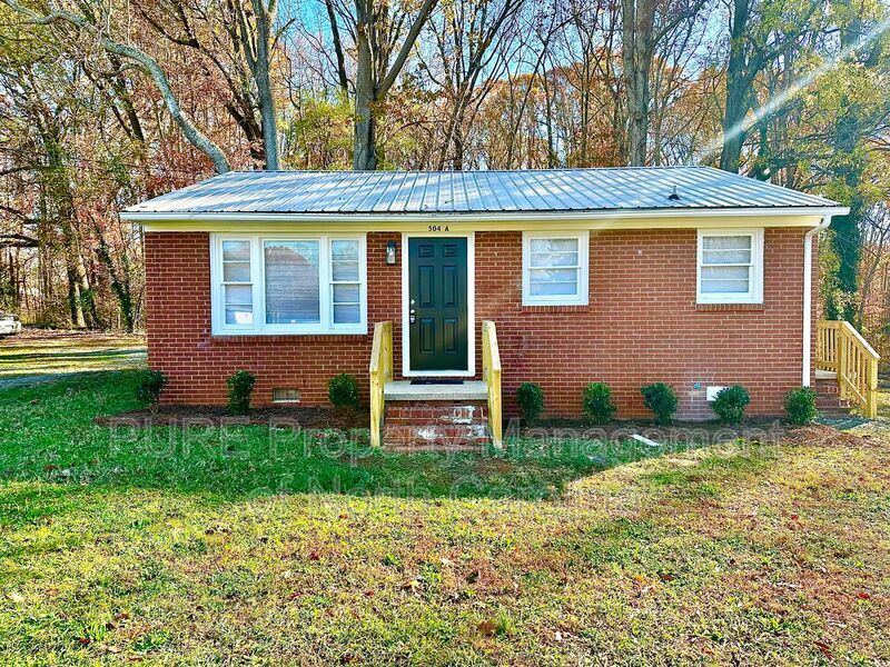 504A Moore Dr in Lexington, NC - Building Photo