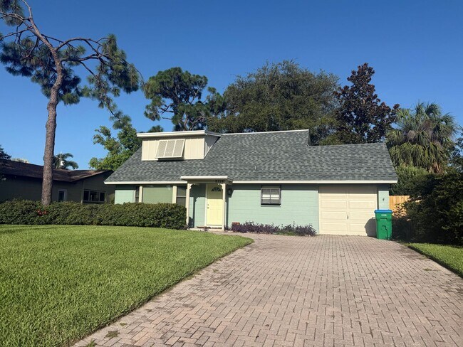 property at 8724 134th St N