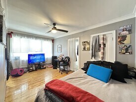 5451 N Kenmore Ave, Unit J09P in Chicago, IL - Building Photo