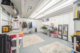 1318 14th Ave, Unit 1 in Eldora, IA - Foto de edificio - Building Photo