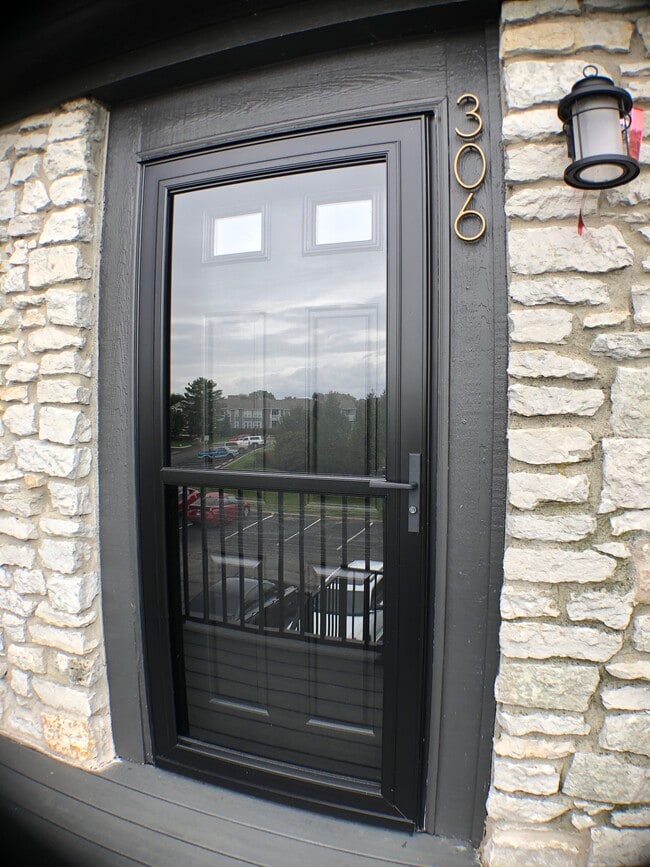 102 Clarendon Dr in Noblesville, IN - Building Photo - Building Photo