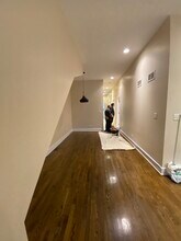 2014 W Huron St, Unit 1F in Chicago, IL - Foto de edificio - Building Photo