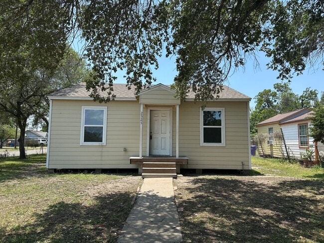 property at 2525 Cleo St