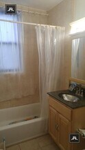 1406 Commonwealth Ave in Boston, MA - Building Photo - Building Photo