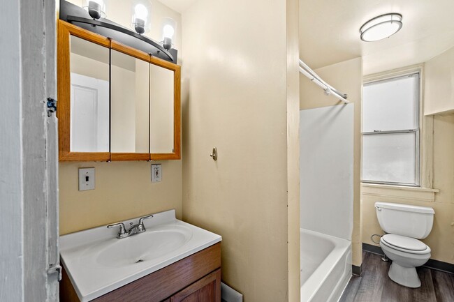 2015 Jane St in Pittsburgh, PA - Building Photo - Building Photo