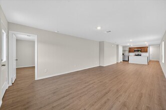 1113 Northfield Dr in Caddo Mills, TX - Foto de edificio - Building Photo