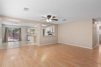 1353 Lakeside Loop in Round Rock, TX - Building Photo - Building Photo