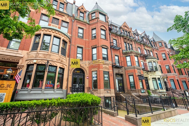 property at 291 Newbury St
